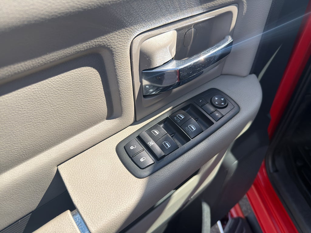 2012 RAM 1500 SLT