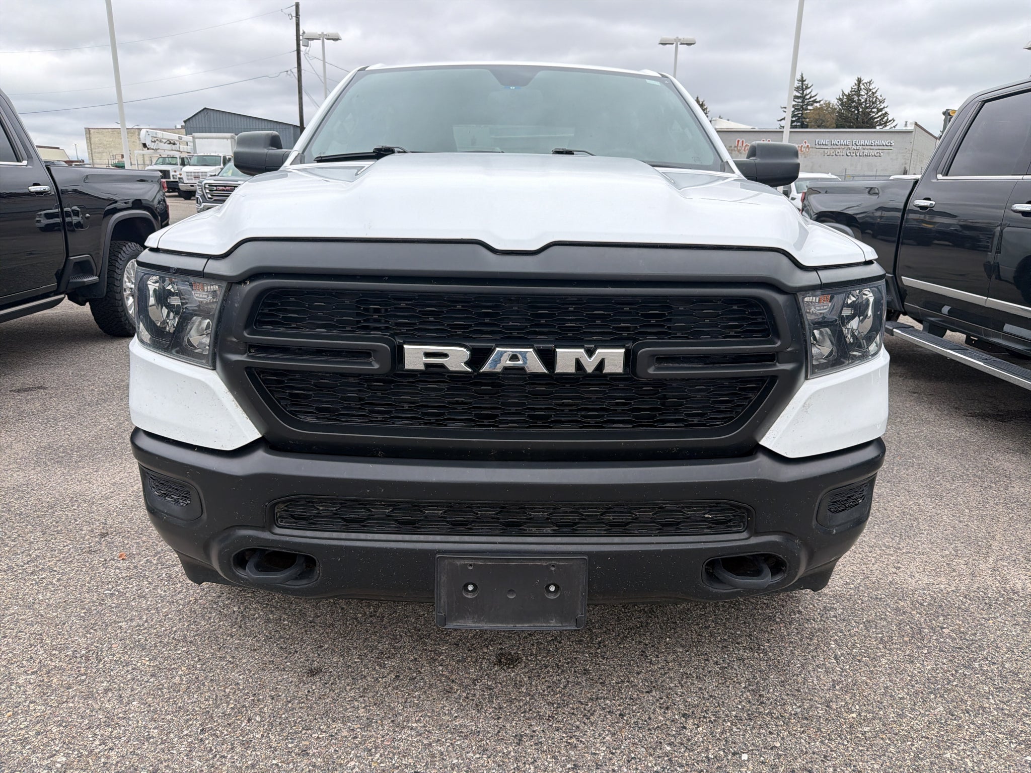 2023 RAM 1500 Tradesman Crew Cab 4x4 5'7" Box