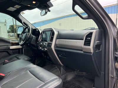2022 Ford F-350 LARIAT