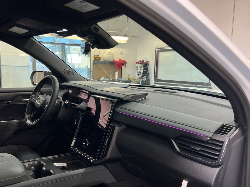 2027 GMC Acadia AT4
