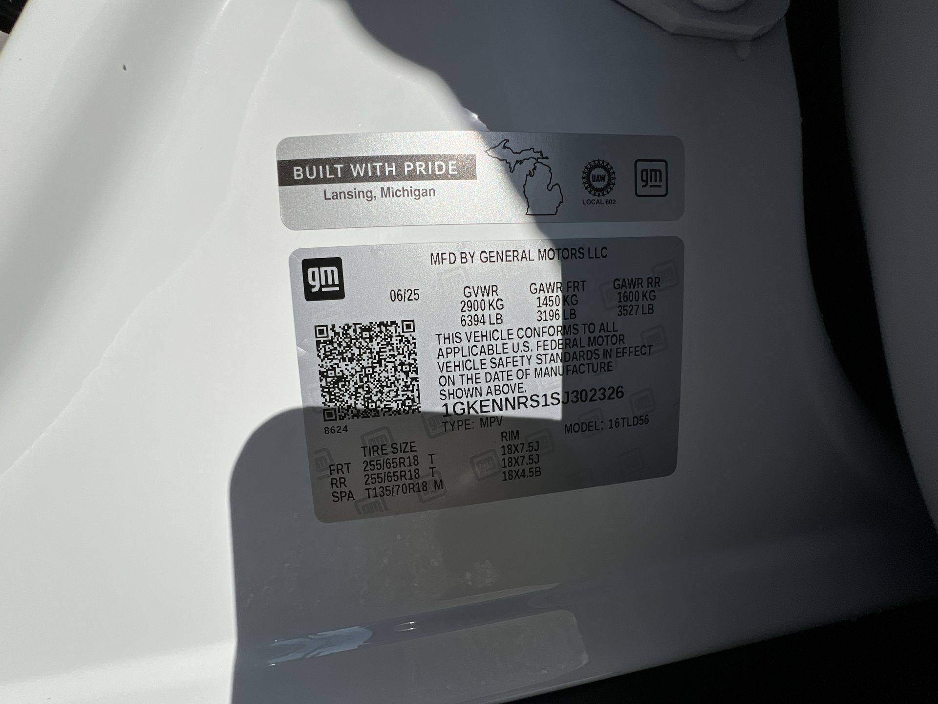 2025 GMC Acadia Elevation