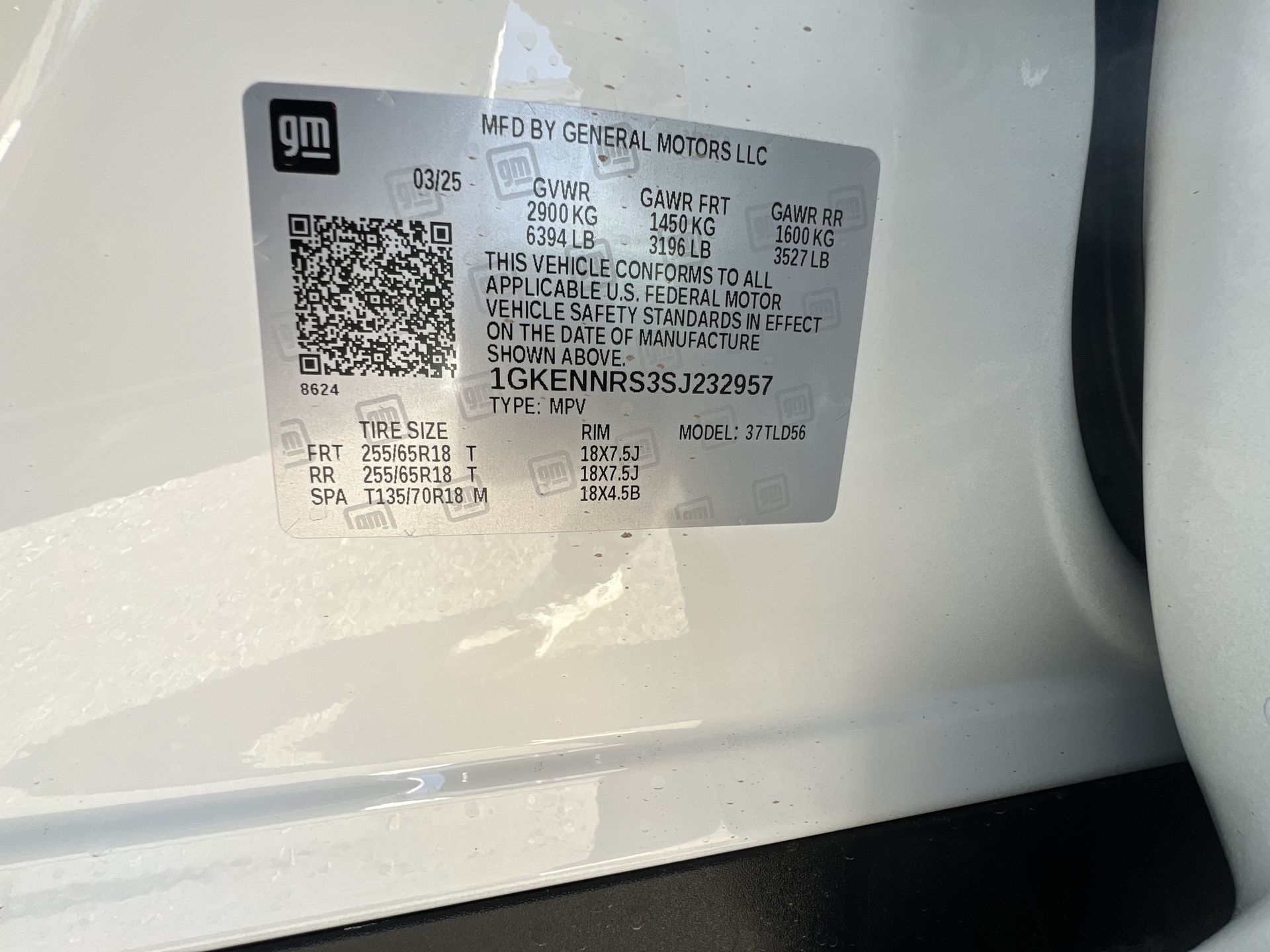 2025 GMC Acadia Elevation