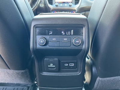 2020 GMC Acadia AT4