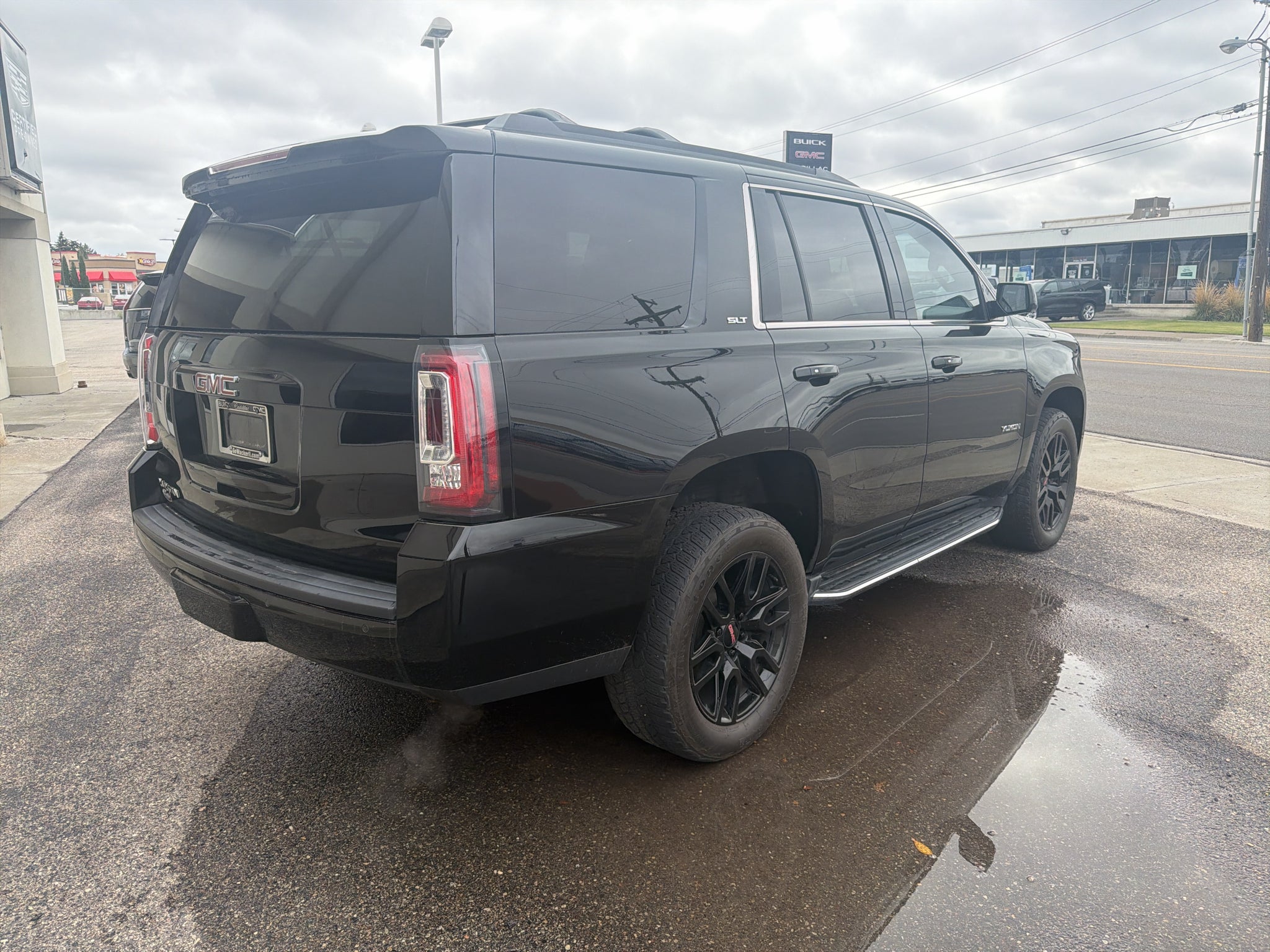 2020 GMC Yukon SLT
