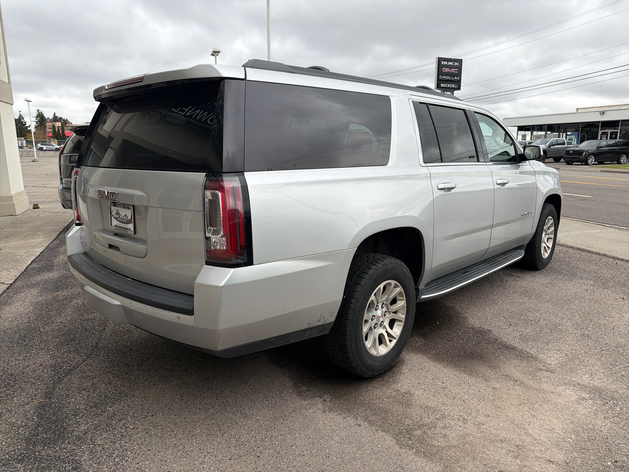 2017 GMC Yukon XL SLT