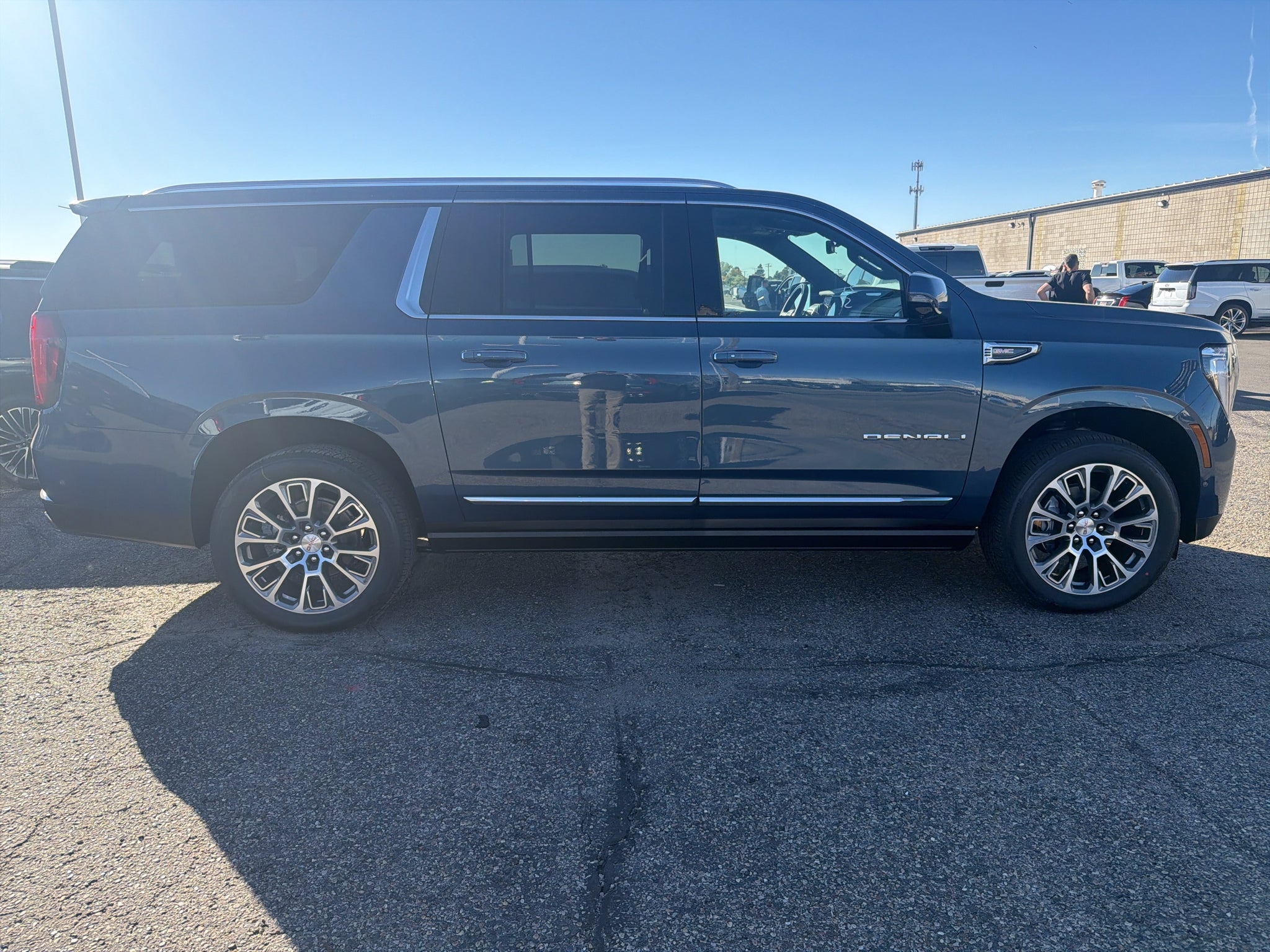 2027 GMC Yukon XL Denali