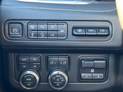 2023 GMC Yukon XL Denali Ultimate