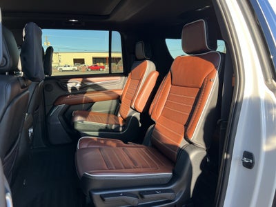 2023 GMC Yukon XL Denali Ultimate