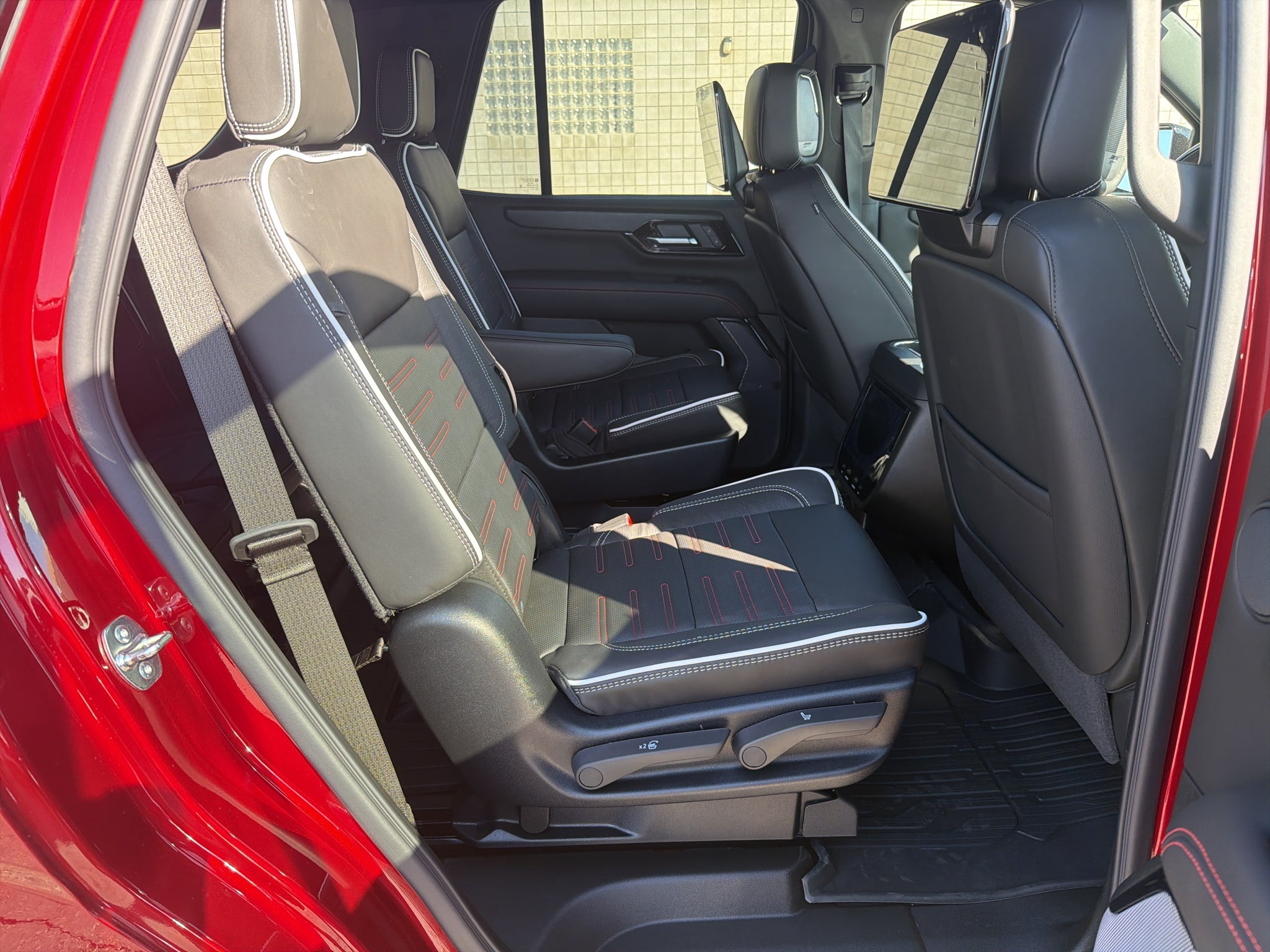 2027 GMC Yukon AT4 Ultimate