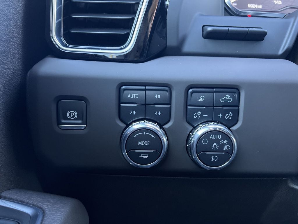 2025 GMC Sierra 3500 HD Denali