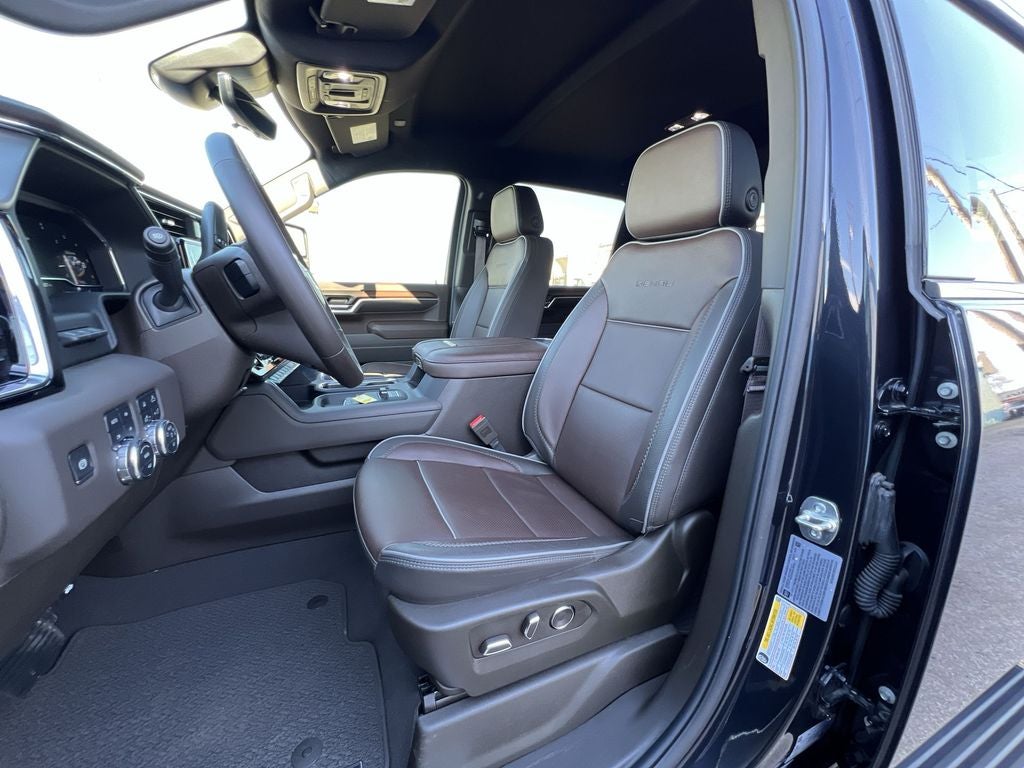 2025 GMC Sierra 3500 HD Denali