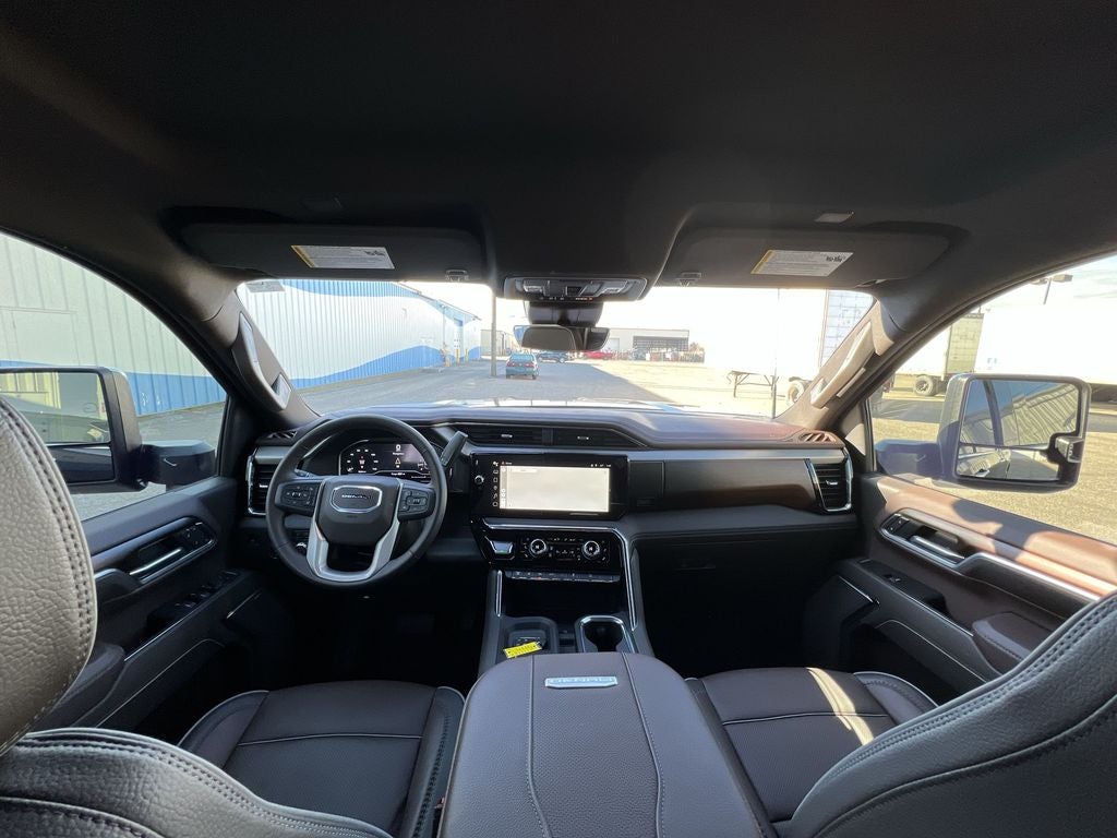 2025 GMC Sierra 3500 HD Denali