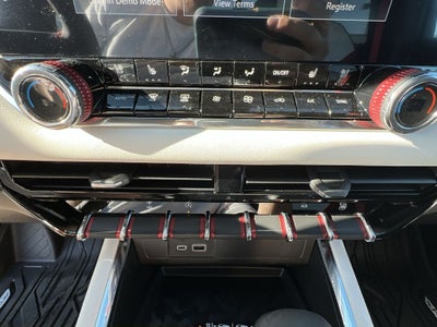 2025 GMC Canyon AT4X