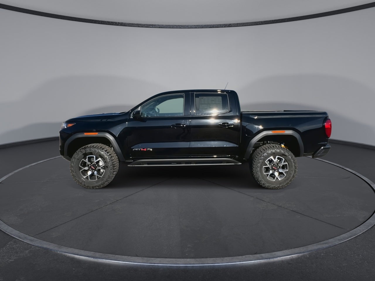 2025 GMC Canyon AT4X