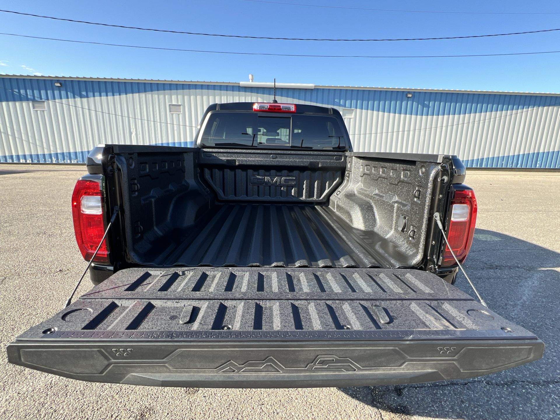 2025 GMC Canyon AT4X