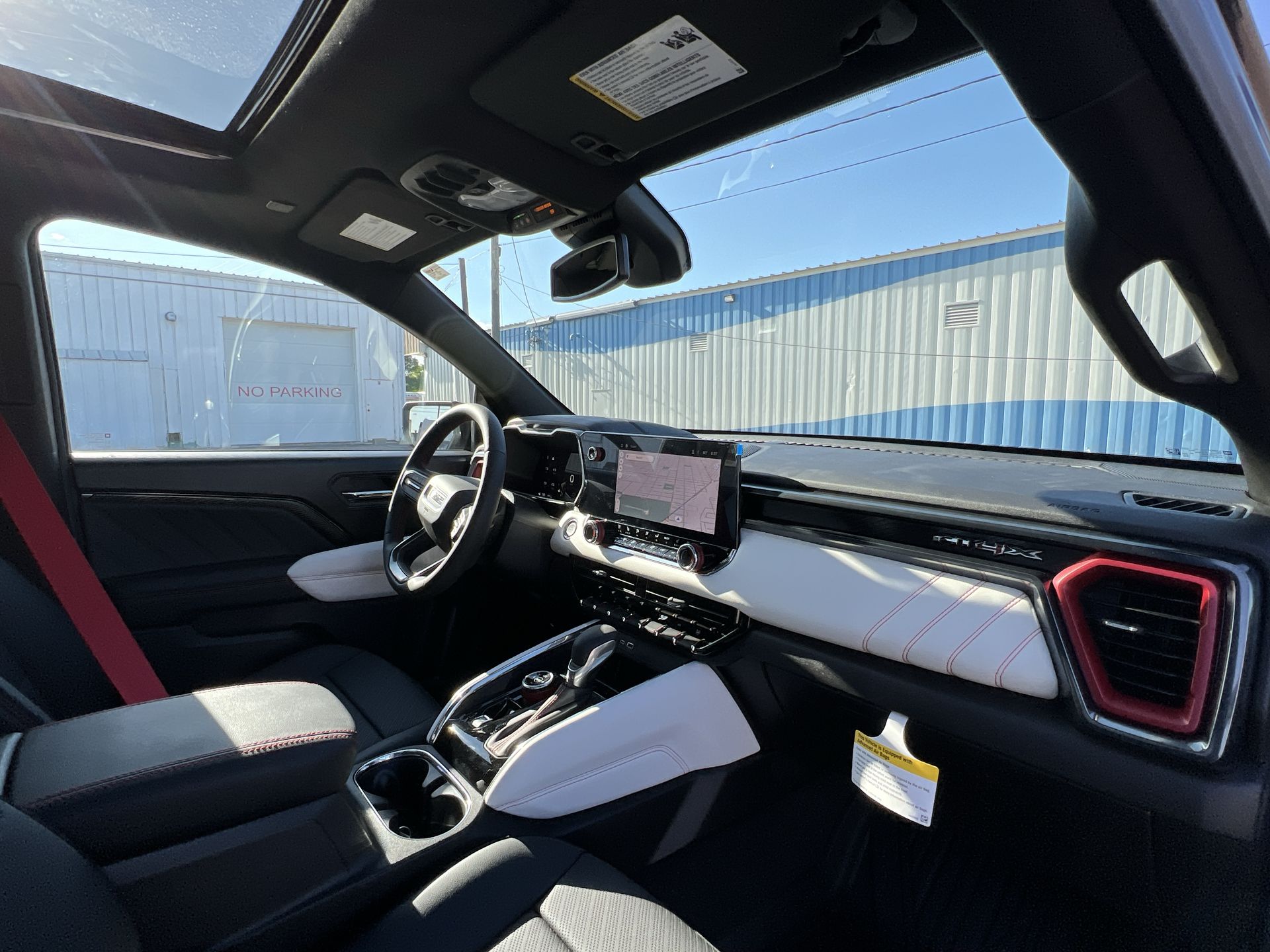 2025 GMC Canyon AT4X