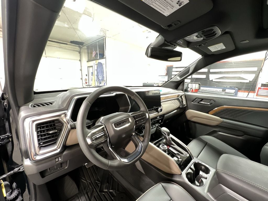 2025 GMC Canyon Denali