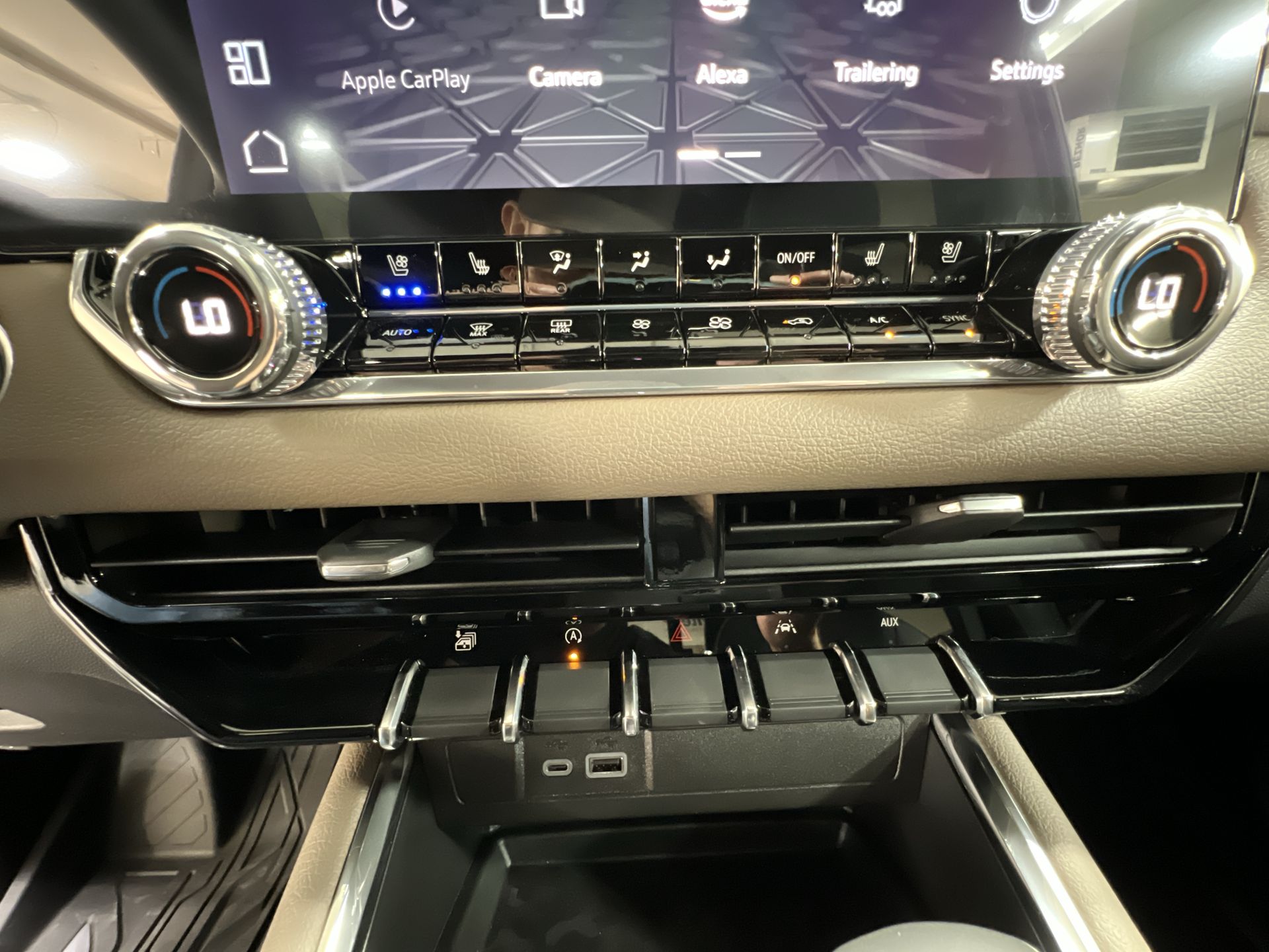 2025 GMC Canyon Denali