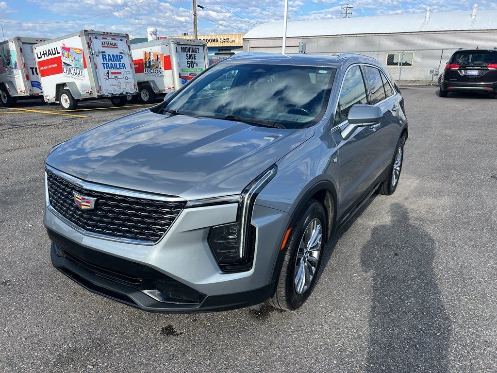 2024 Cadillac XT4 Premium Luxury