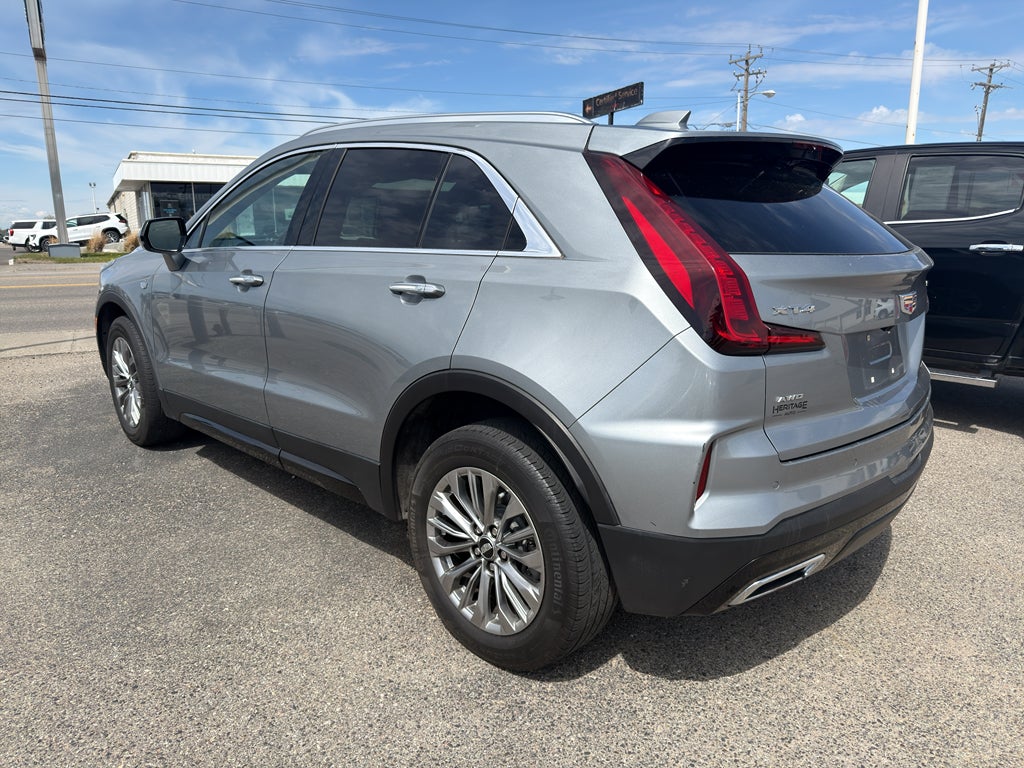 2024 Cadillac XT4 Premium Luxury