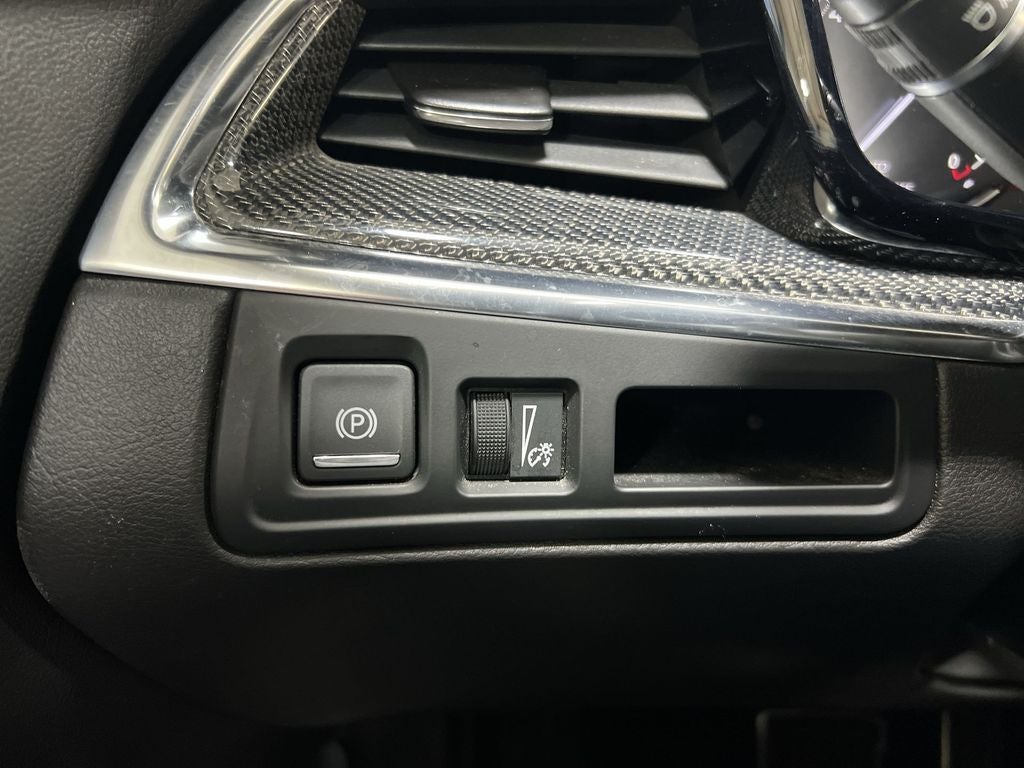 2020 Cadillac XT5 Sport