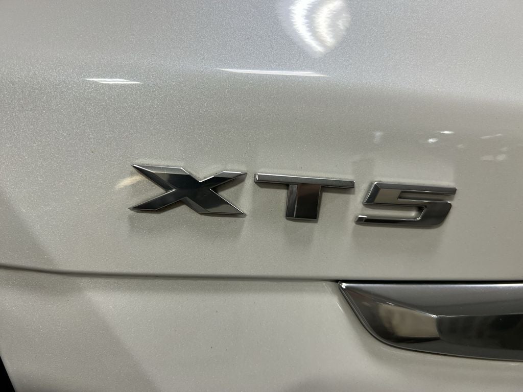 2020 Cadillac XT5 Sport