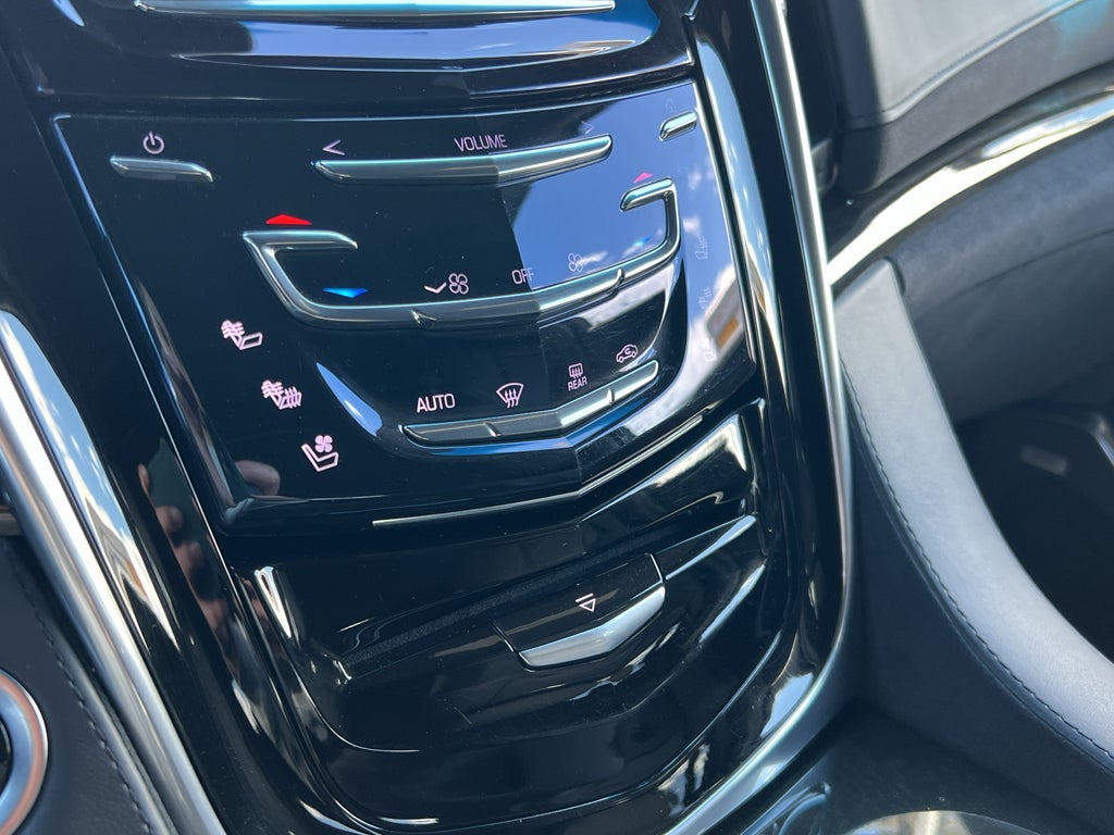 2019 Cadillac Escalade Platinum