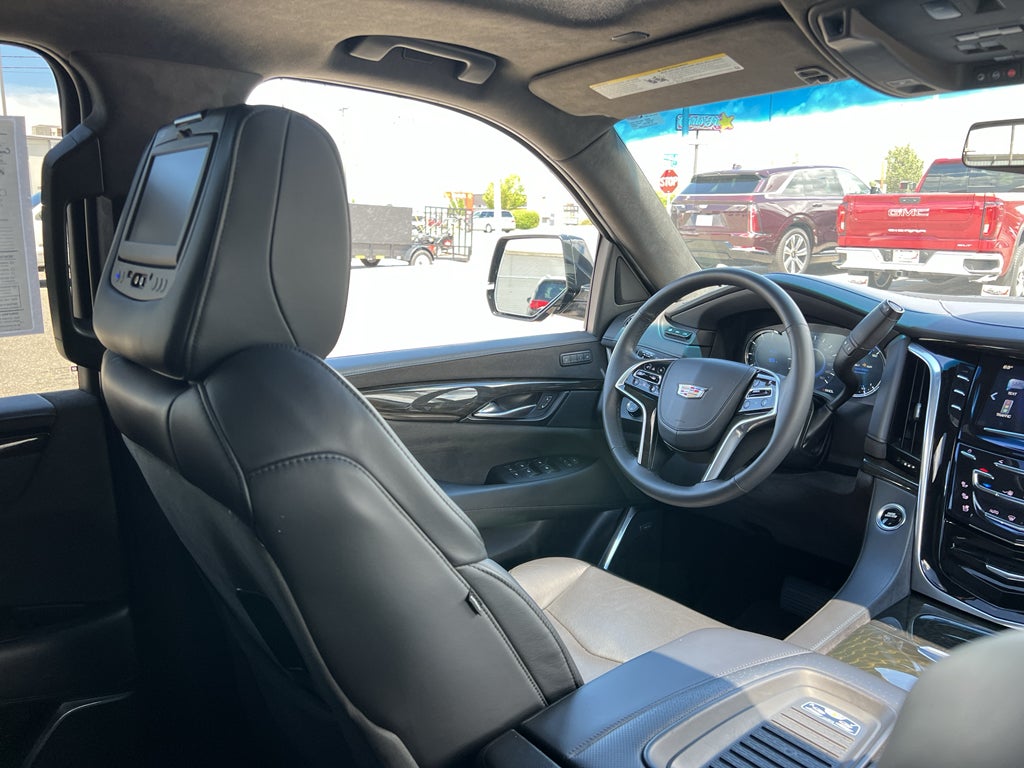 2019 Cadillac Escalade Platinum