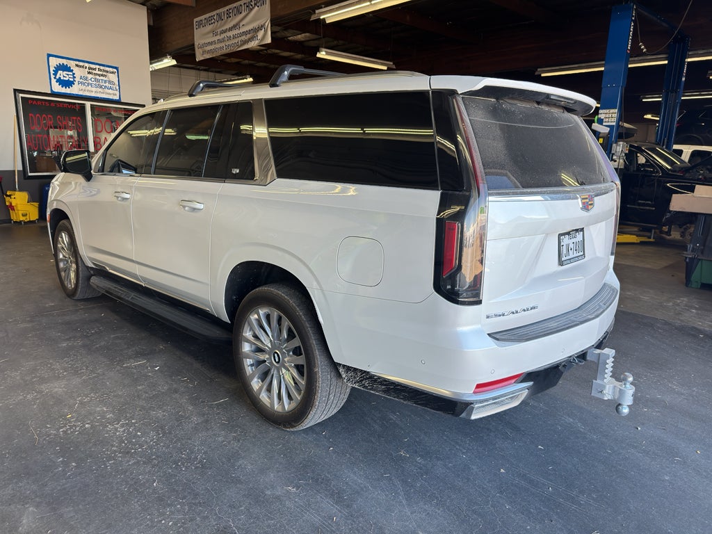 2023 Cadillac Escalade ESV Premium Luxury