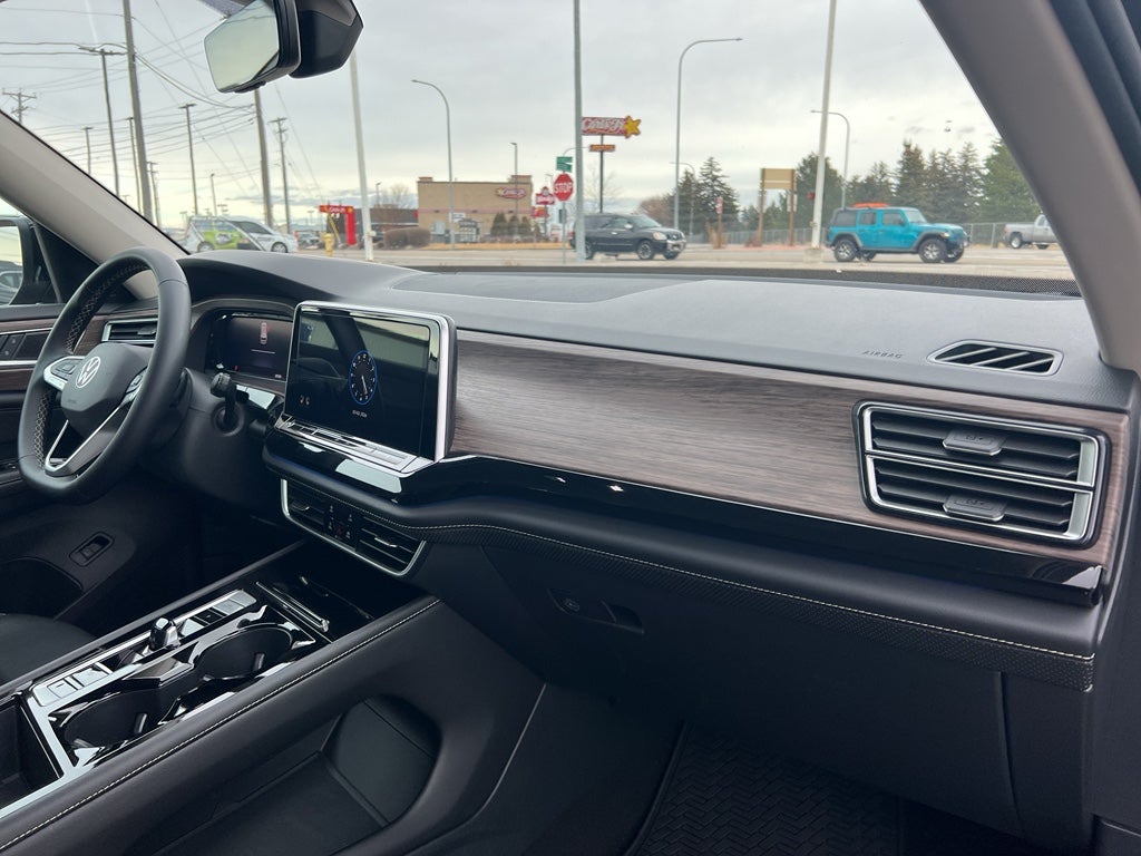 2024 Volkswagen Atlas 2.0T SEL