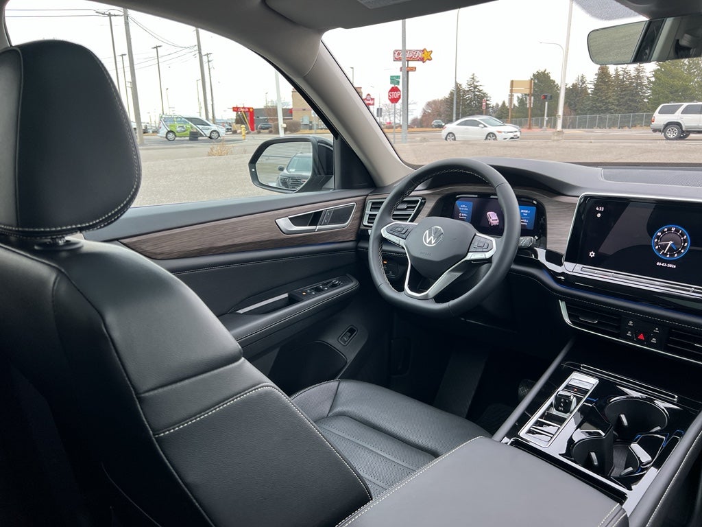 2024 Volkswagen Atlas 2.0T SEL