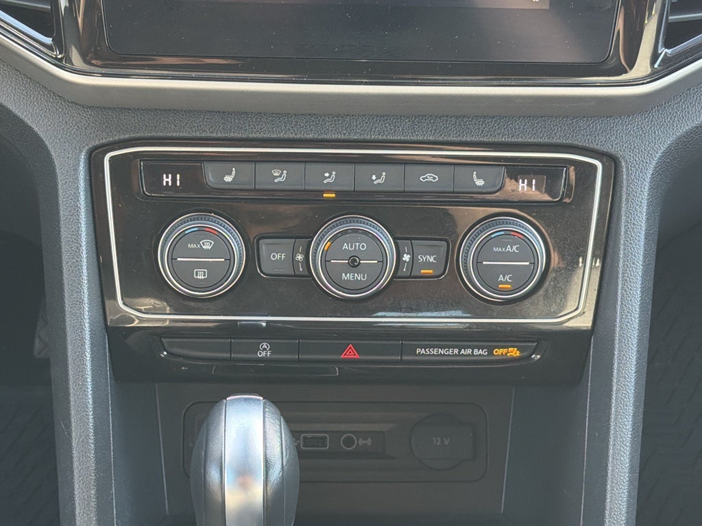 2020 Volkswagen Atlas Cross Sport 2.0T SEL