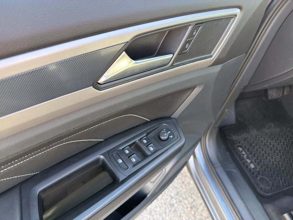 2020 Volkswagen Atlas Cross Sport 2.0T SEL