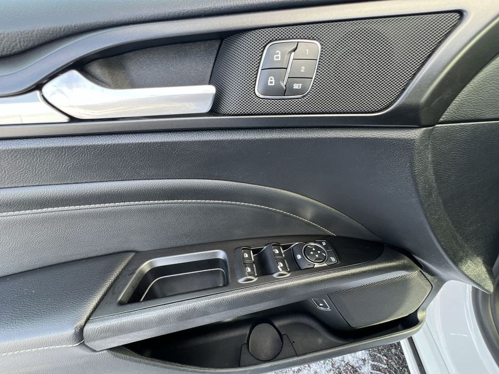 2020 Ford Fusion Hybrid Titanium