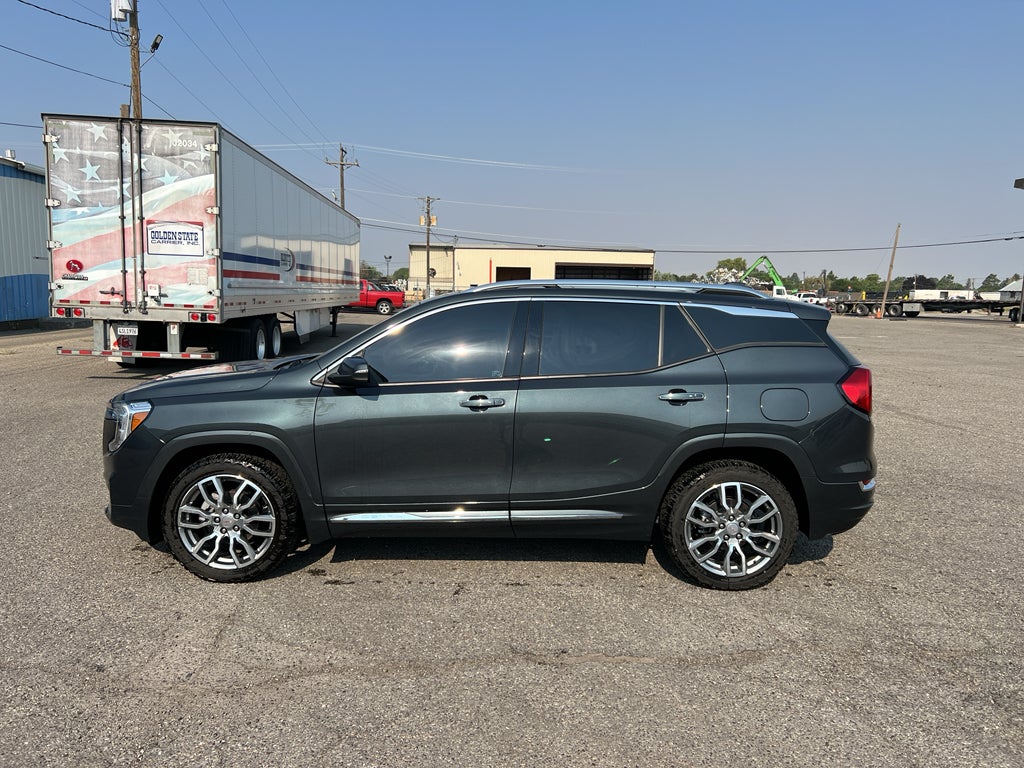 2022 GMC Terrain Denali