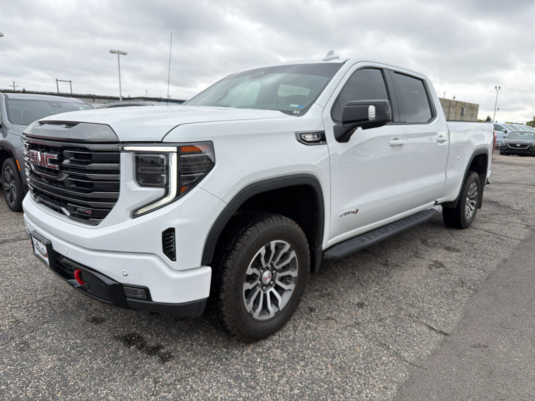 2023 GMC Sierra 1500 AT4
