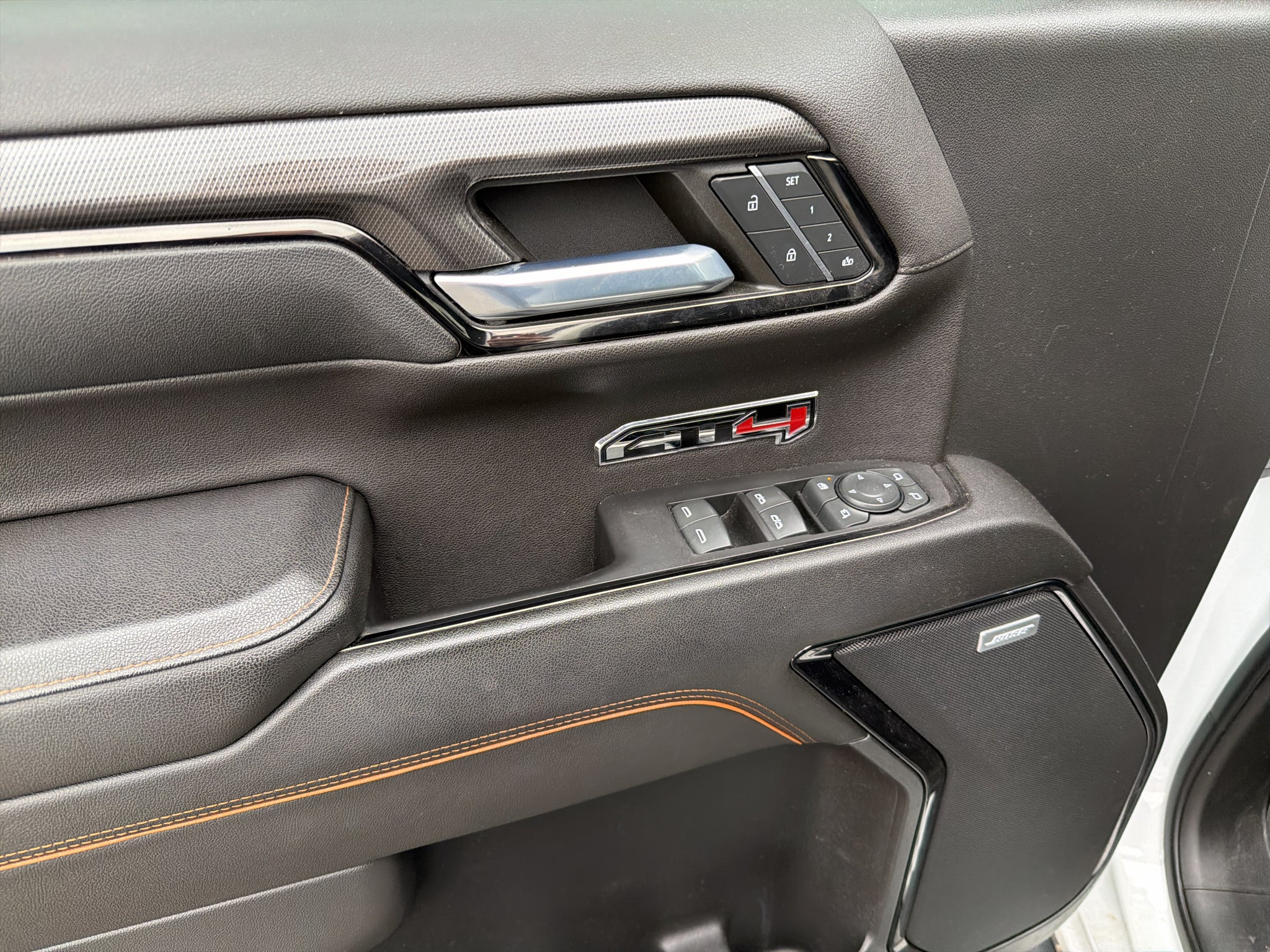 2023 GMC Sierra 1500 AT4