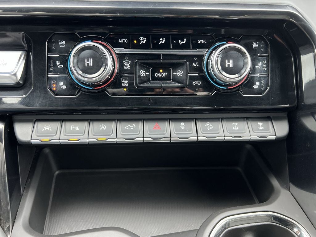 2025 GMC Sierra 1500 AT4X