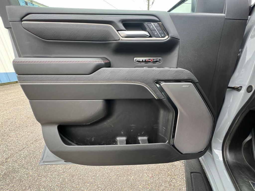 2025 GMC Sierra 1500 AT4X