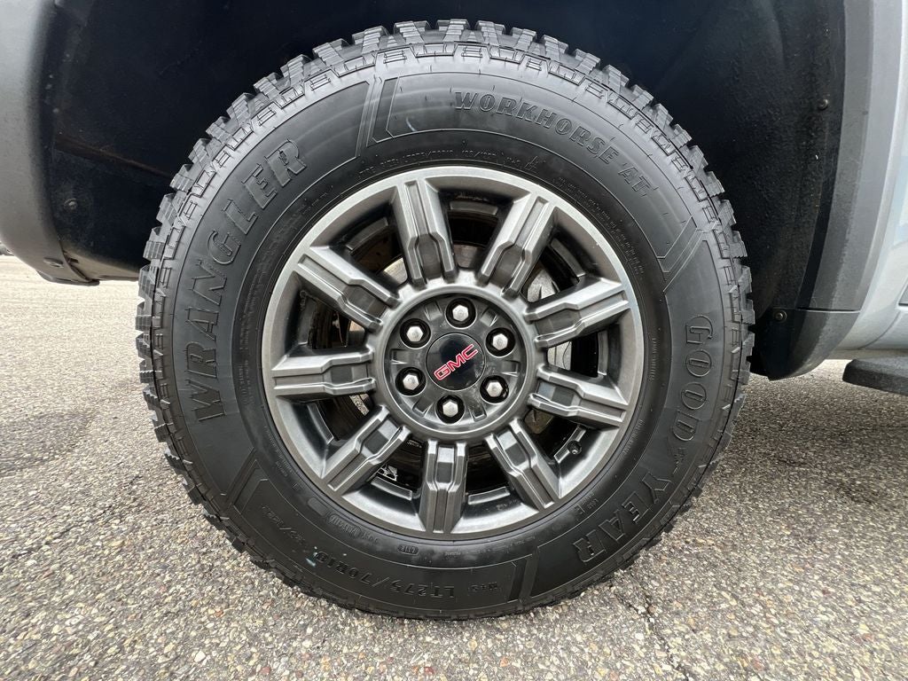 2025 GMC Sierra 1500 AT4X