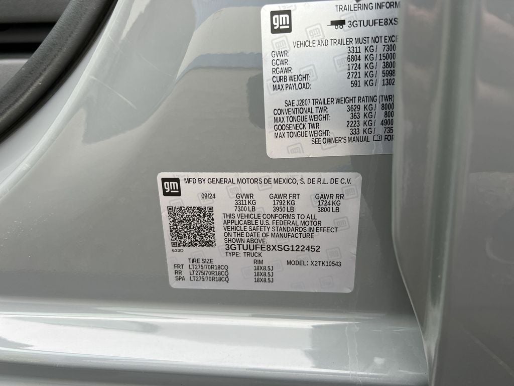 2025 GMC Sierra 1500 AT4X