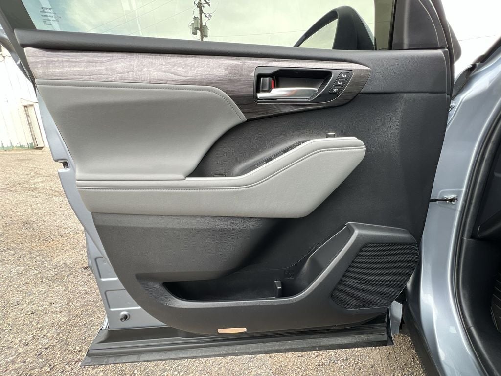 2024 Toyota Highlander Limited