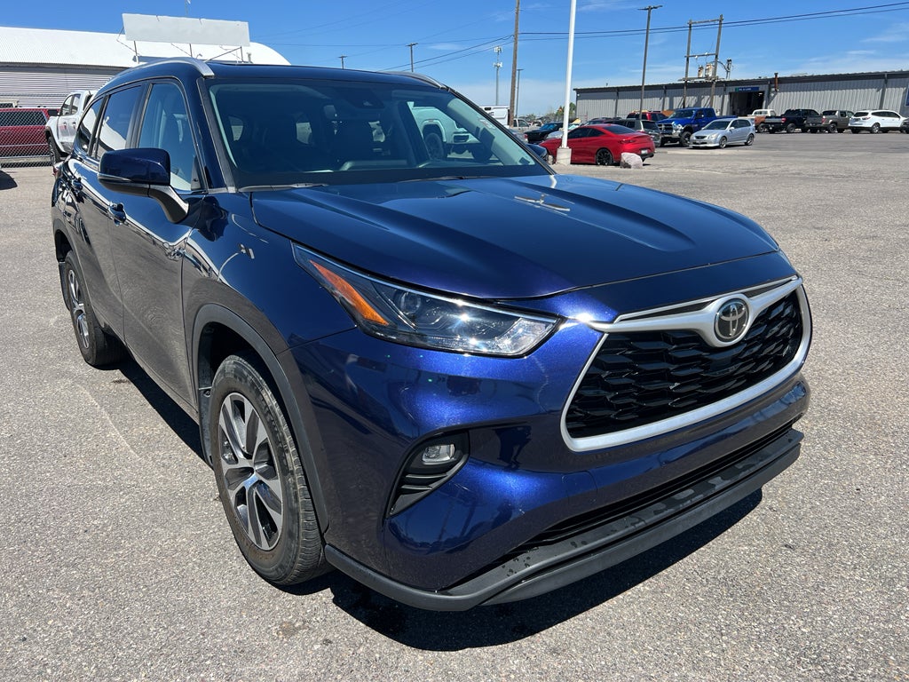 2023 Toyota Highlander XLE
