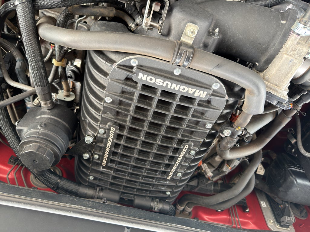 2016 Toyota Tundra SR5 5.7L V8