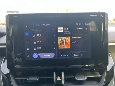 2024 Toyota Corolla Hybrid SE