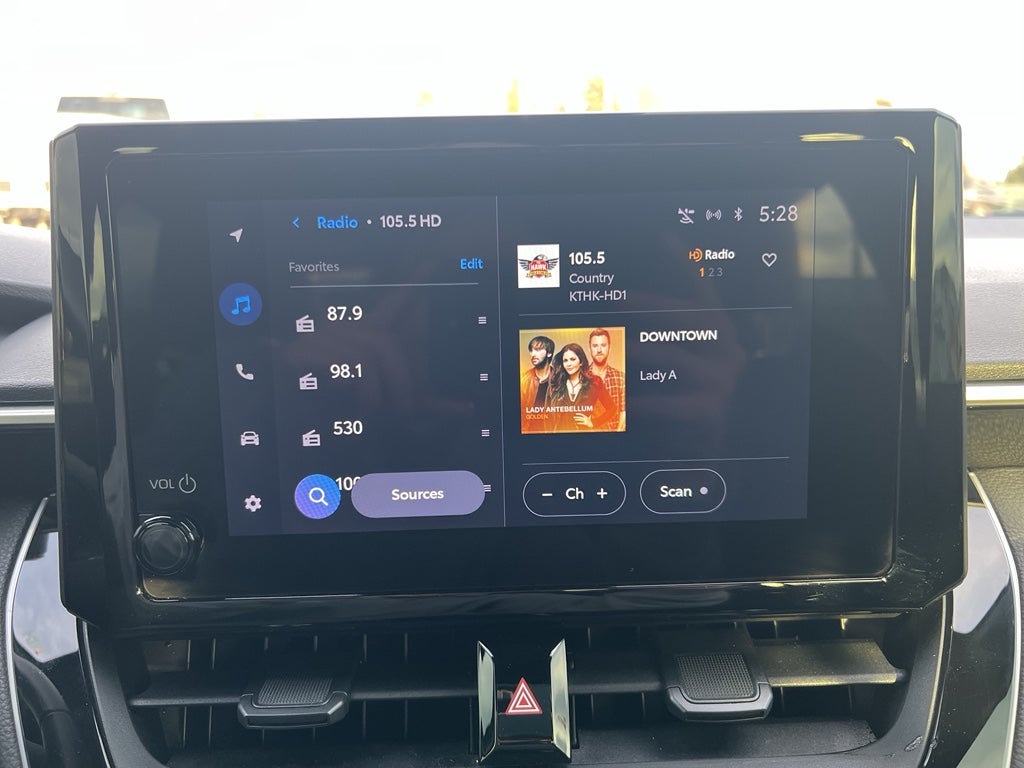 2024 Toyota Corolla Hybrid SE