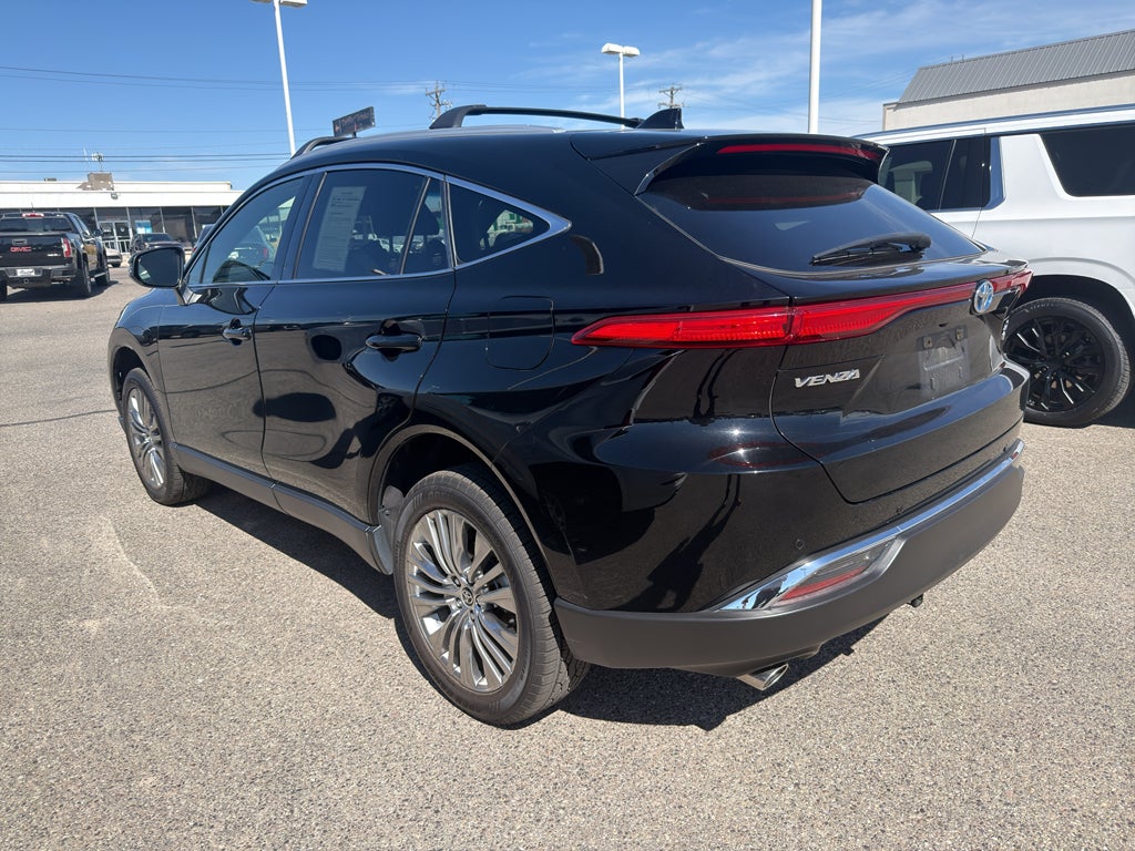 2022 Toyota Venza XLE