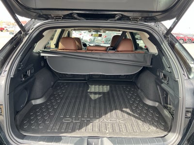 2022 Subaru Outback Touring XT