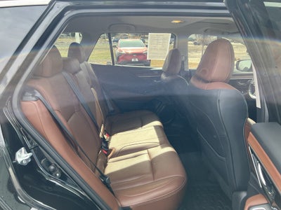 2022 Subaru Outback Touring XT