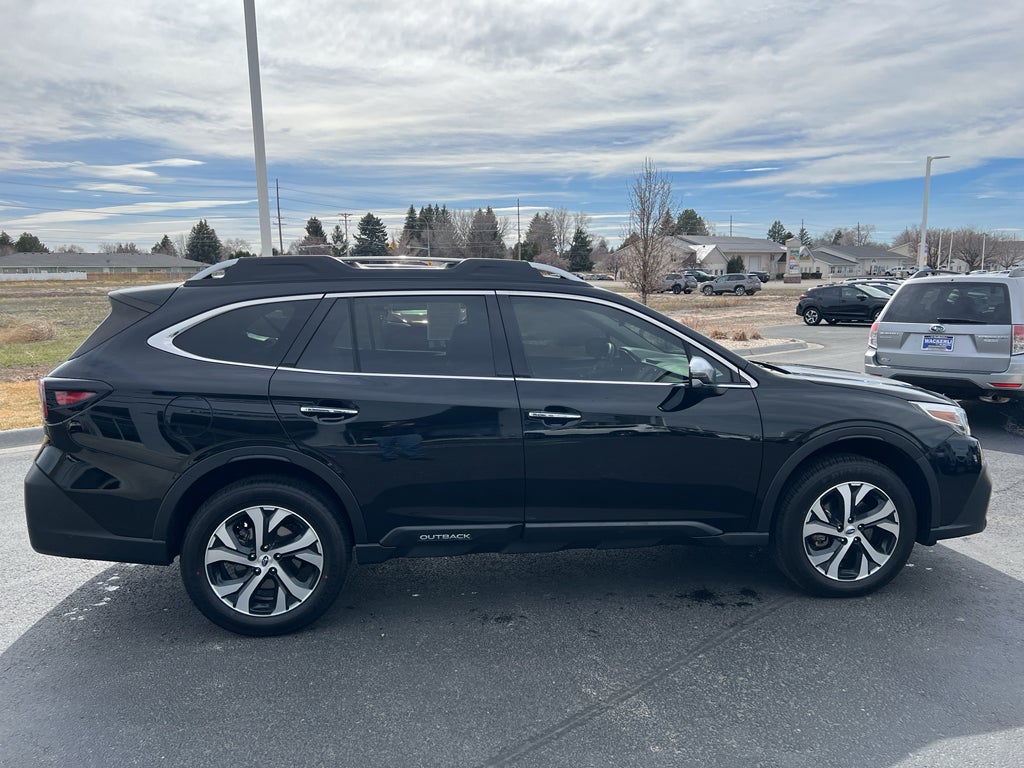 2022 Subaru Outback Touring XT